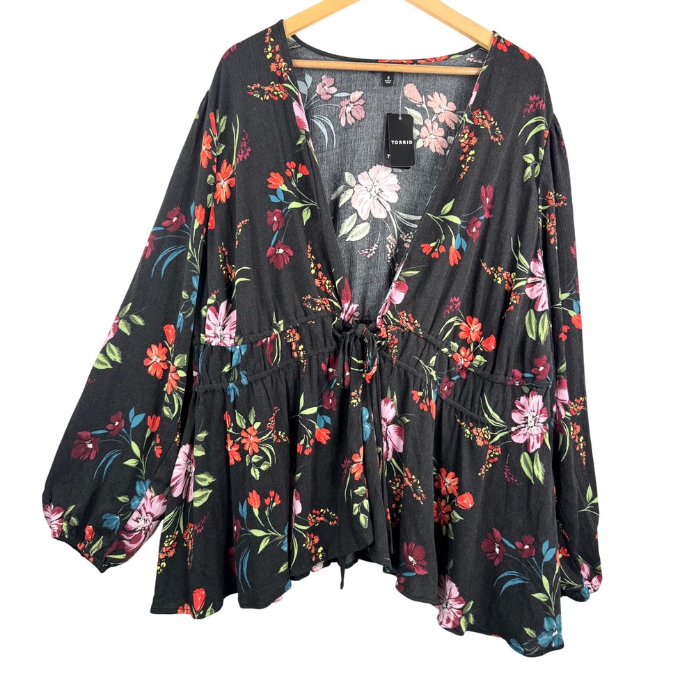 Torrid blouse sz 3X Black Floral Tie Front Peplum ruffle boho whimsigoth